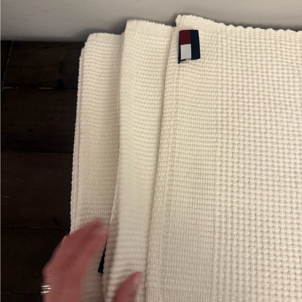 Tommy Hilfiger Waffle Weave Placemats Set of 6 Cream Cotton Textured Table Mats
